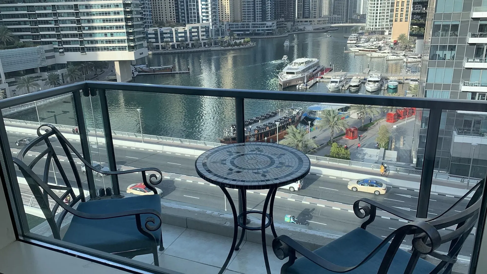 Nuran Marina Aparthotel Dubai 4*,