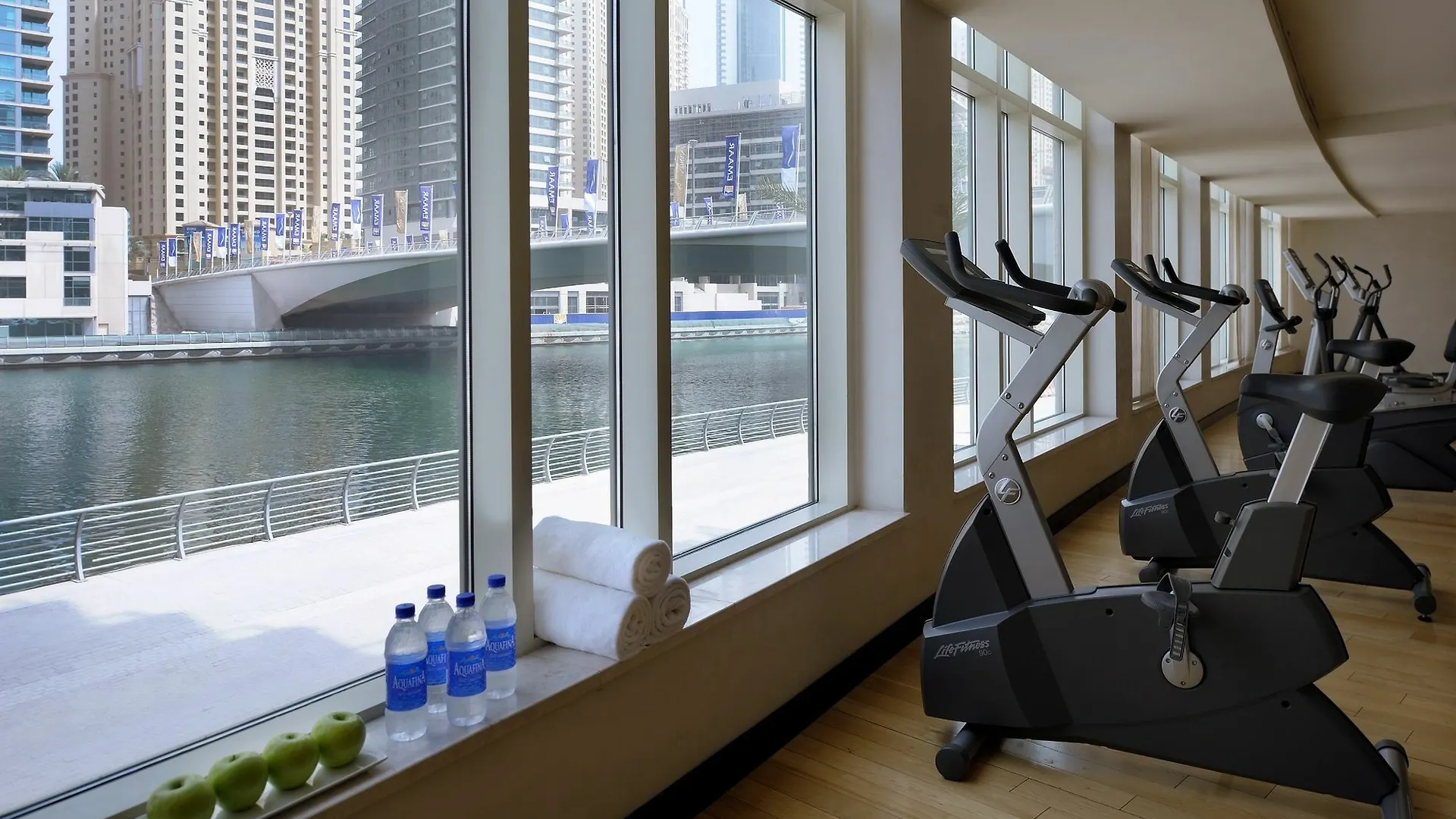 Nuran Marina Aparthotel Dubai
