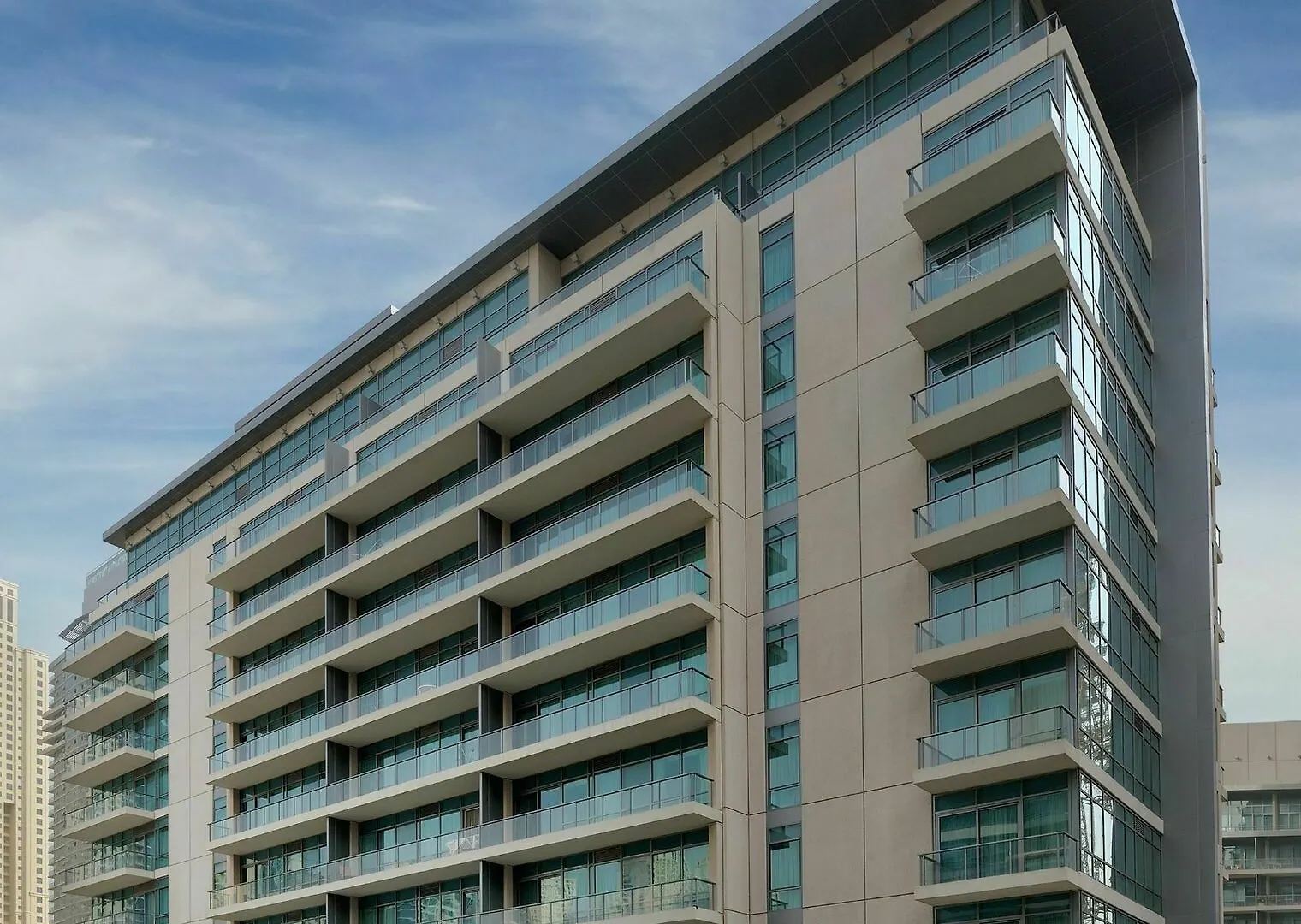Aparthotel Nuran Marina Dubai 4*,