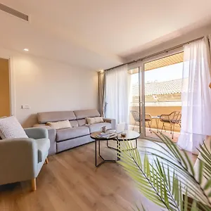 https://bravissimo-domnica-2-bedrooms-and-balcony.catalonia-hotels.com