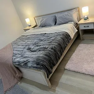 https://next-to-yas-islands-gems-canalpool-view.abudhabi-hotels-ae.net